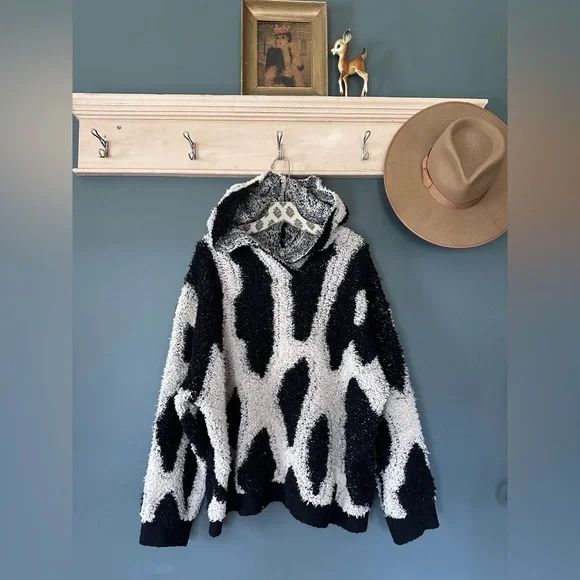 Sandy Liang Sherpa heavy warm black and white hooded pullover sweater sz XXL - Picture 2 of 6
